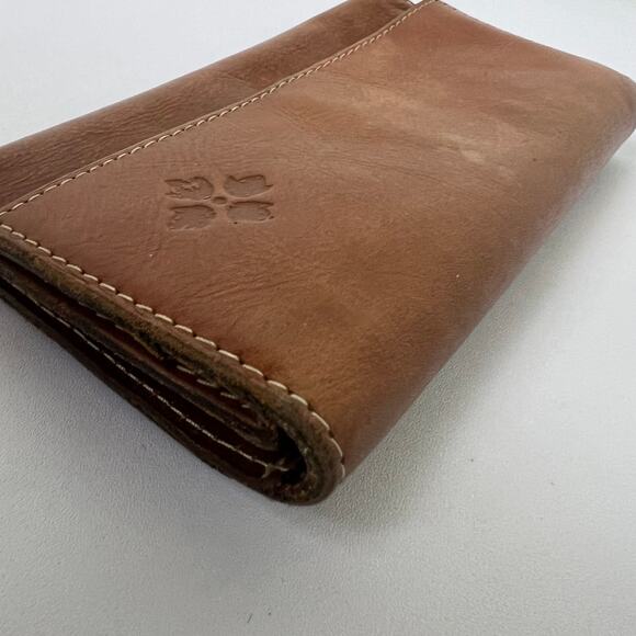 Patricia Nash Terresa Women's Genuine Leather Trifold Snap Wallet 7.75 in Brown - Picture 15 of 16